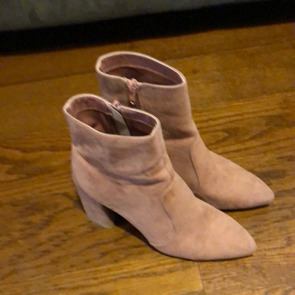 Blush, Suede Charlotte Russe boots, size 7